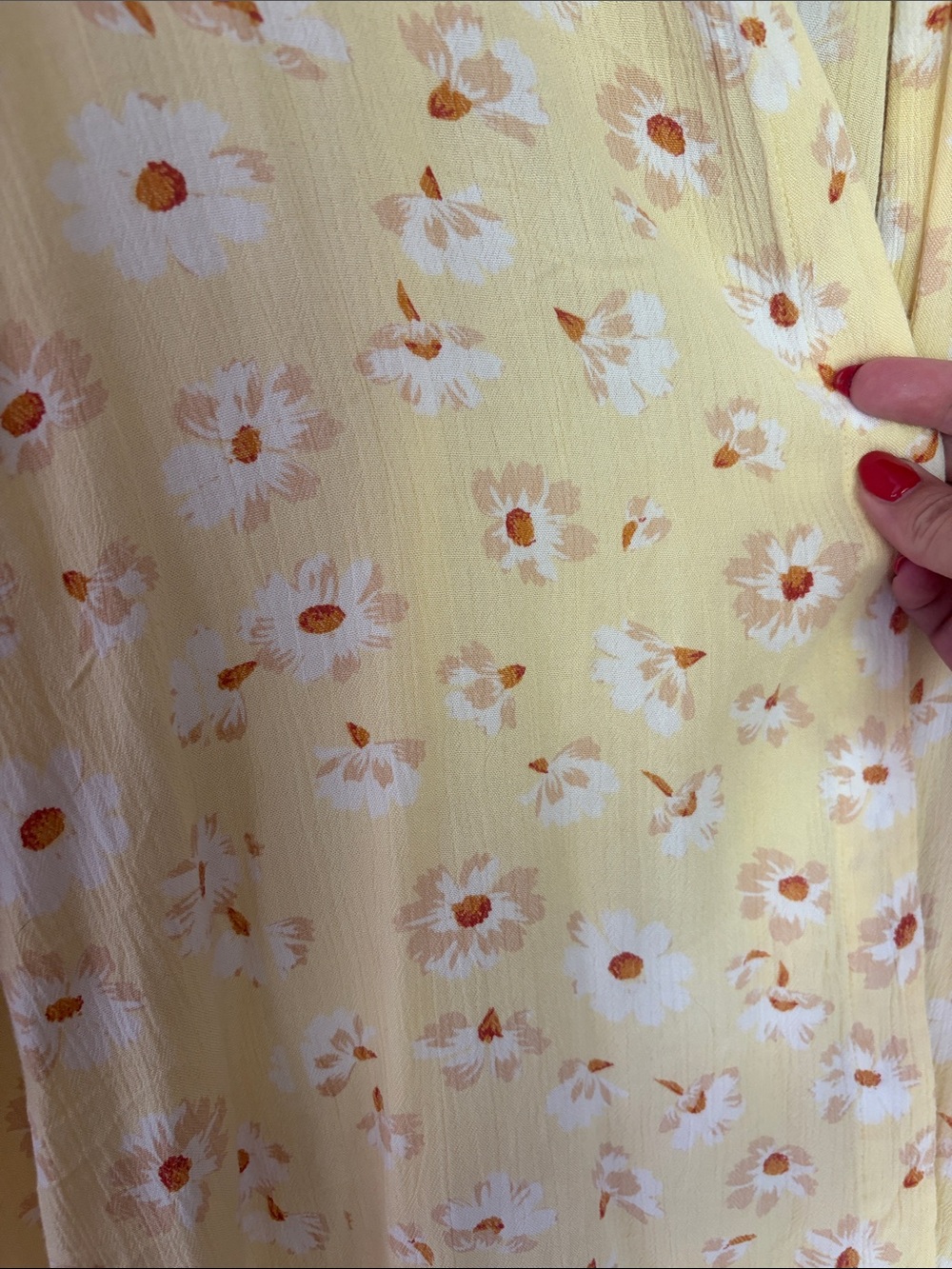 Daisy print Billabong robe - Picture 3 of 4